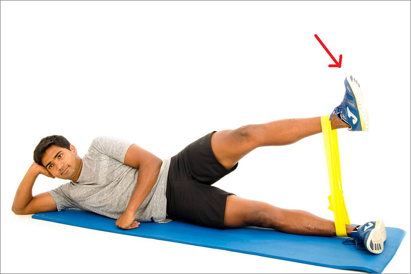Side - lying leg raise là một bài tập giảm cân toàn thân cho nam cực hay