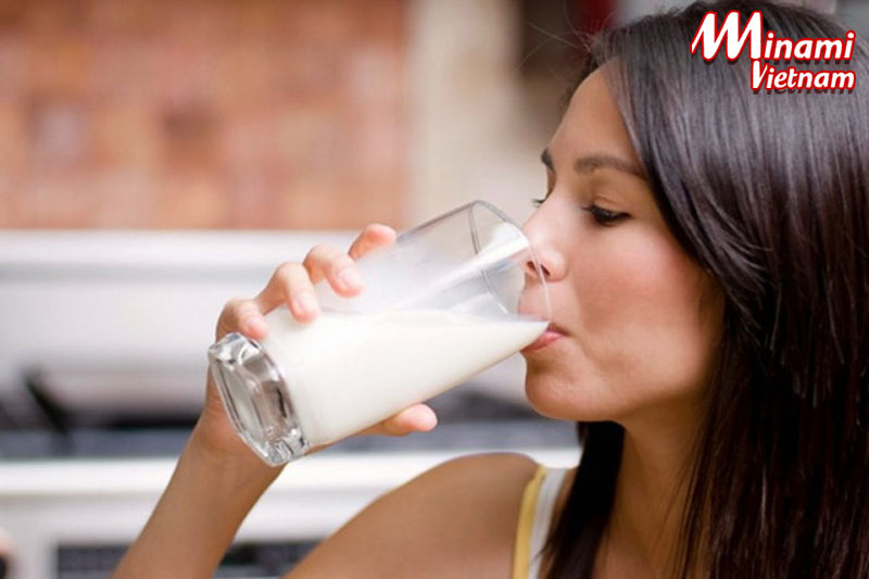 Bạn nên uống sữa hạt giảm cân vào buổi sáng để đạt được hiệu quả cao nhất