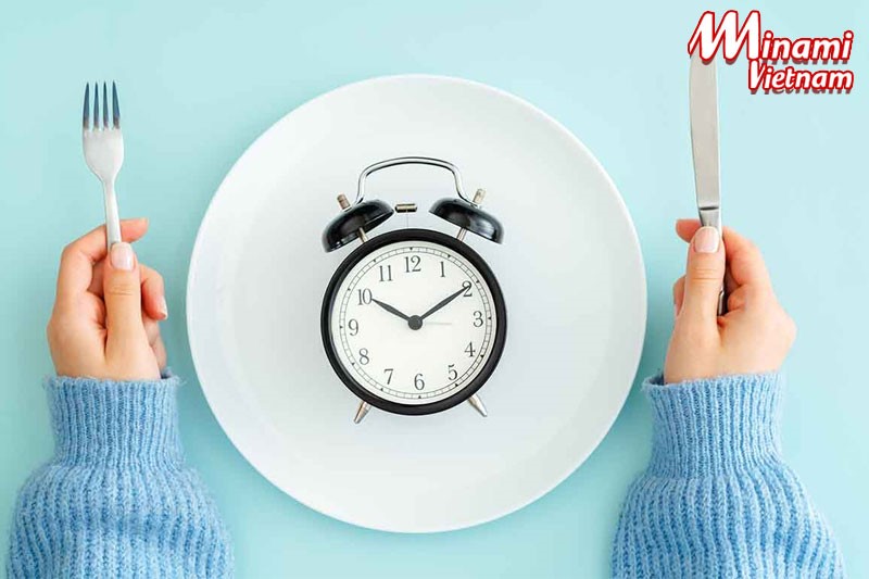 Hé lộ bí mật: Nhịn ăn tối có giảm cân không?