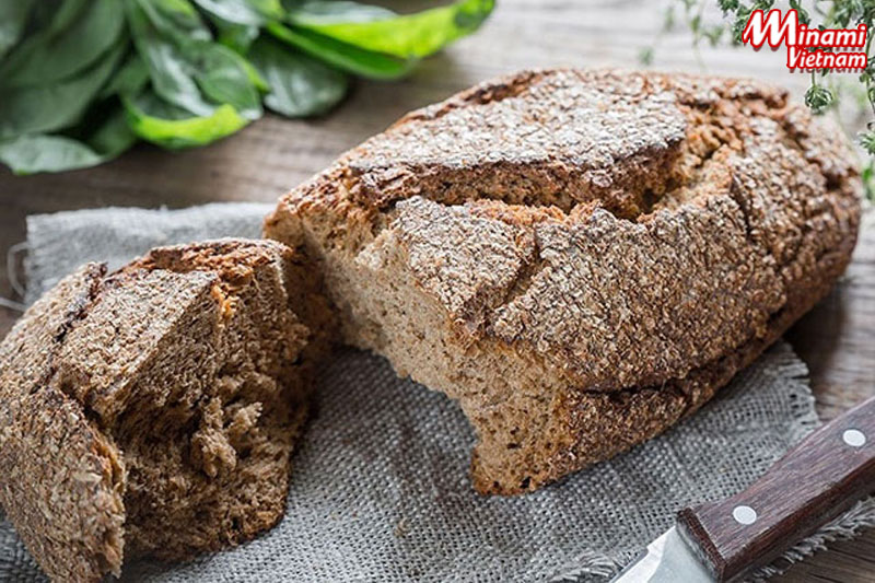 Những thông tin về bánh mì đen giảm cân có thể bạn chưa biết