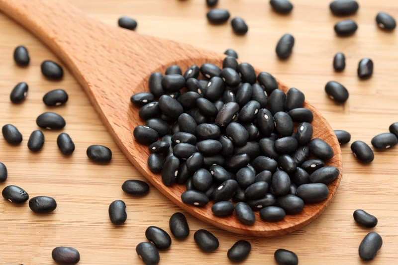 Ẩn chứa trong hạt đậu đen là nguồn dinh dưỡng và vitamin dồi dào