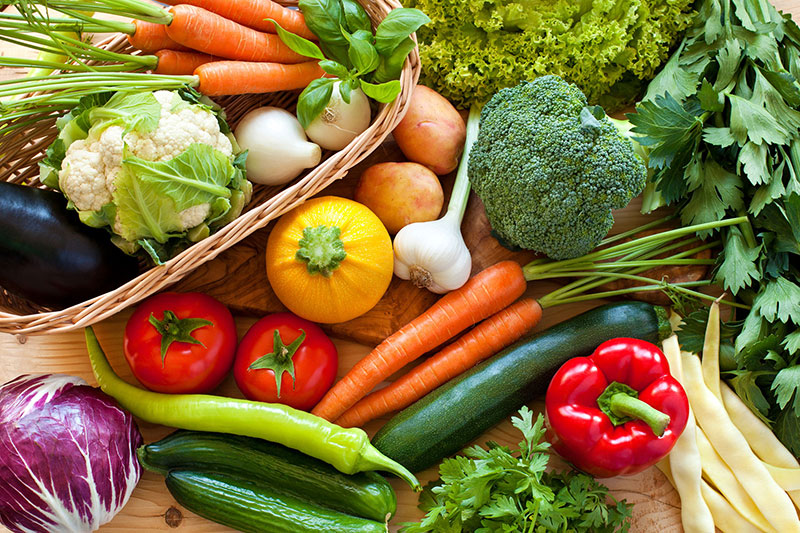 Hạn chế một số loại rau xanh giàu purin sẽ giúp bạn kiểm soát gout tốt hơn
